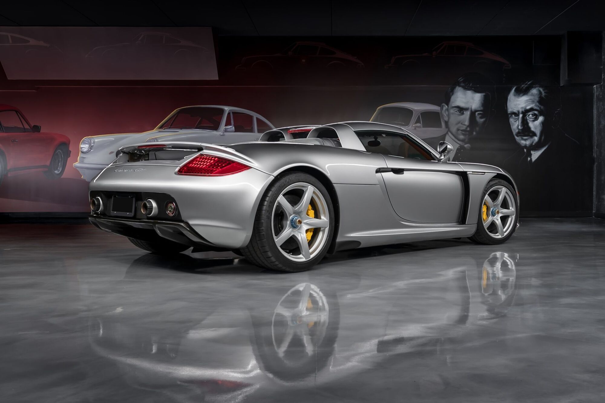 В период с 2003 по 2006 год на заводе в Лейпциге компанией Porsche было изготовлено всего 1270 экземпляров суперкара
