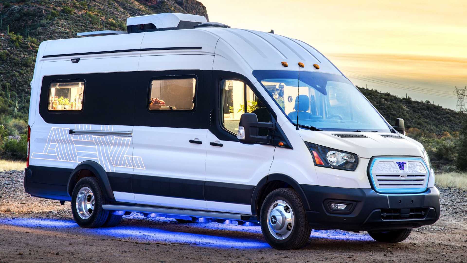 В основе перспективной новинки лежит платформа популярной модели Ford Transit