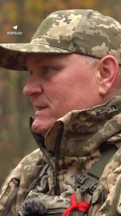 "Коли тебе витягує з-під обстрілу власна дитина –не відчуваєш болю": прикордонник розповів про свій шлях на війні і втрату сина. Відео