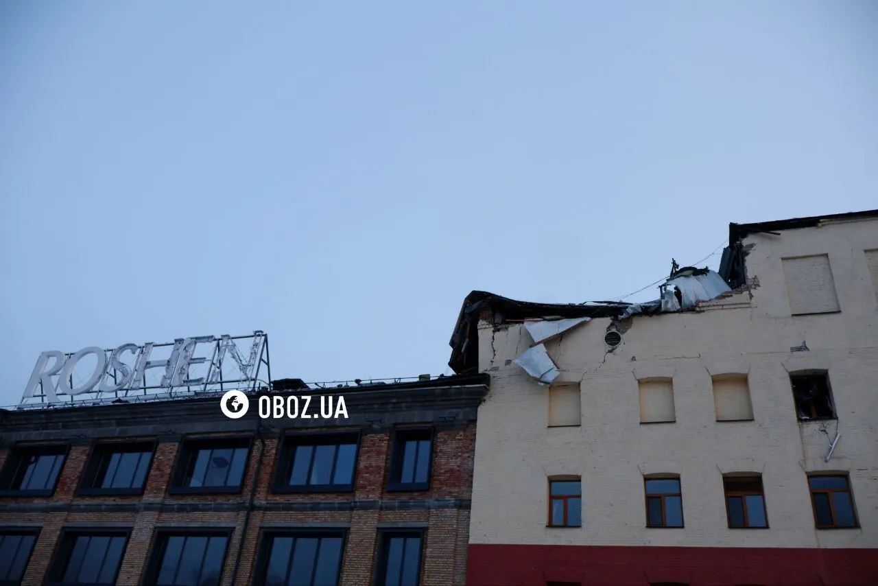 У Києві під час атаки РФ пошкоджено будівлю фабрики "Рошен": є загибла та постраждалі. Фото та відео
