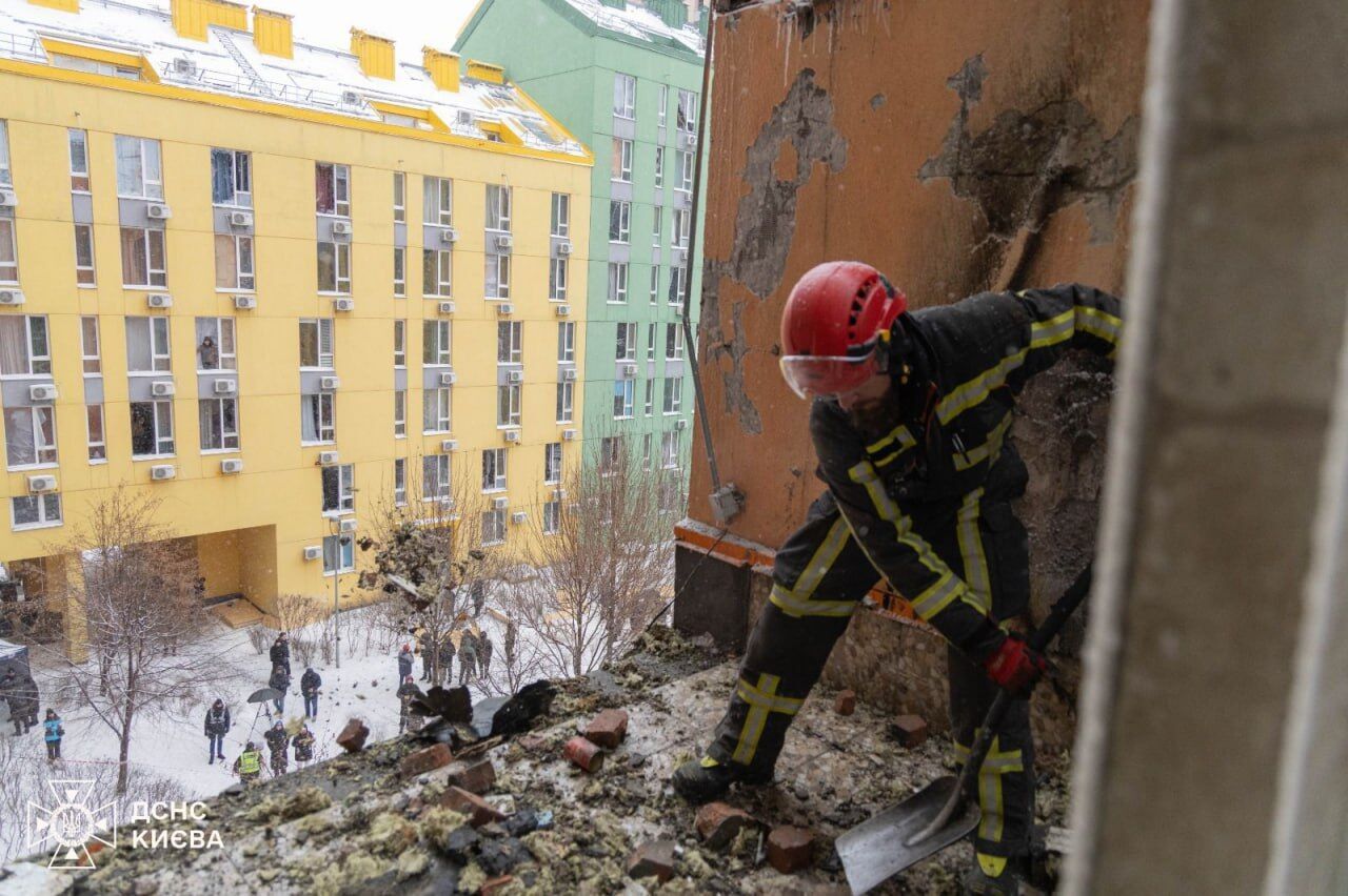 У Києві до частини будинків повернули теплопостачання: Кличко розповів подробиці