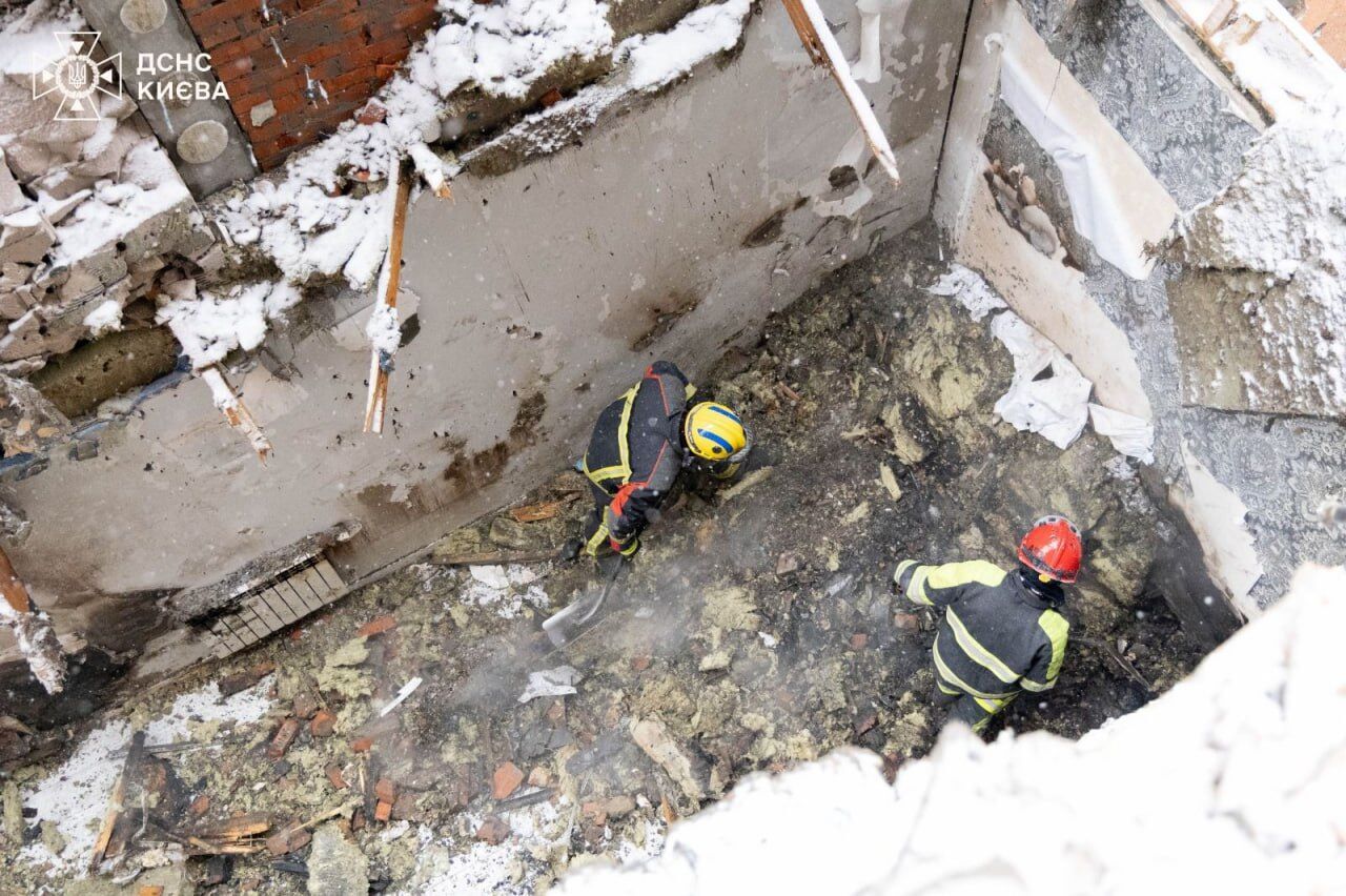 У Києві до частини будинків повернули теплопостачання: Кличко розповів подробиці