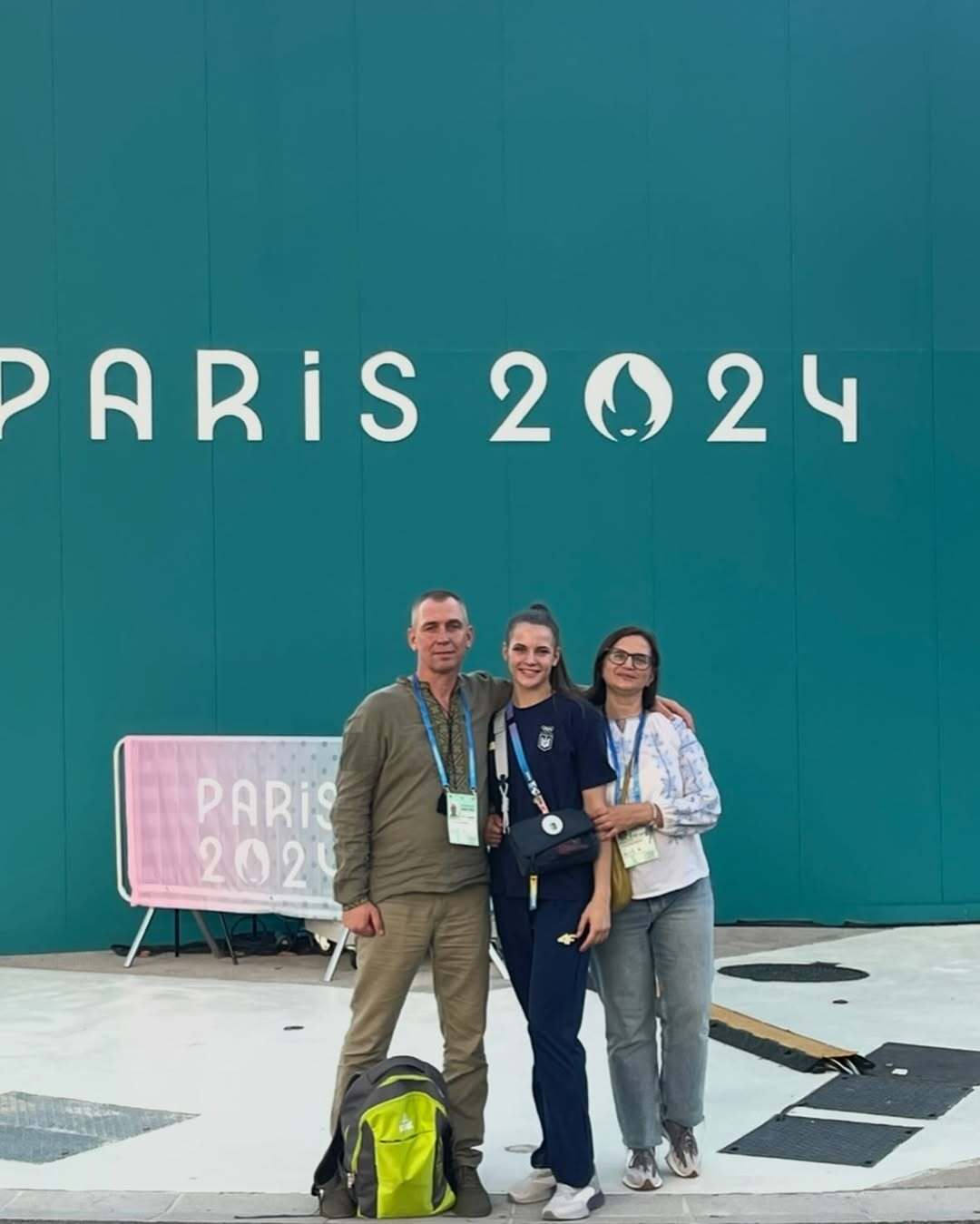 "У тата важка травма, але він на фронті": українська гімнастка згадала, як несла олімпійський вогонь, вказала місце росіянок і хоче у подарунок батька