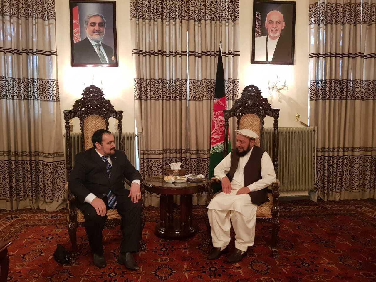 Валерій Івченко (зліва) і перший заступник Голови виконавчої влади Афганістану