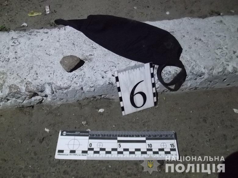 В Киеве преступник открыл огонь по полицейскому
