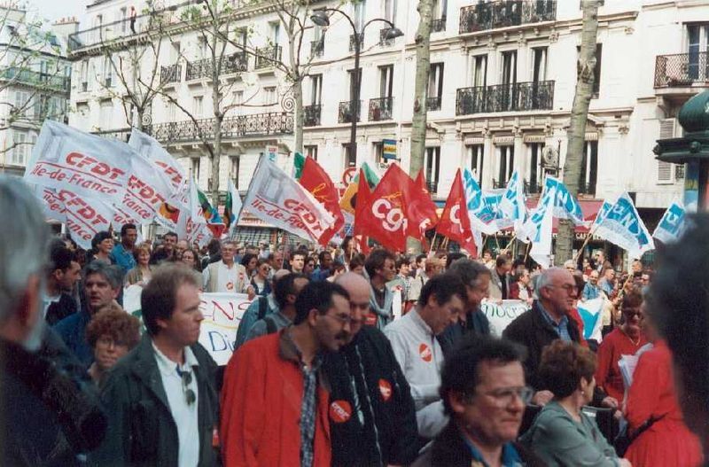 Демонстрация к 1 Мая в Париже