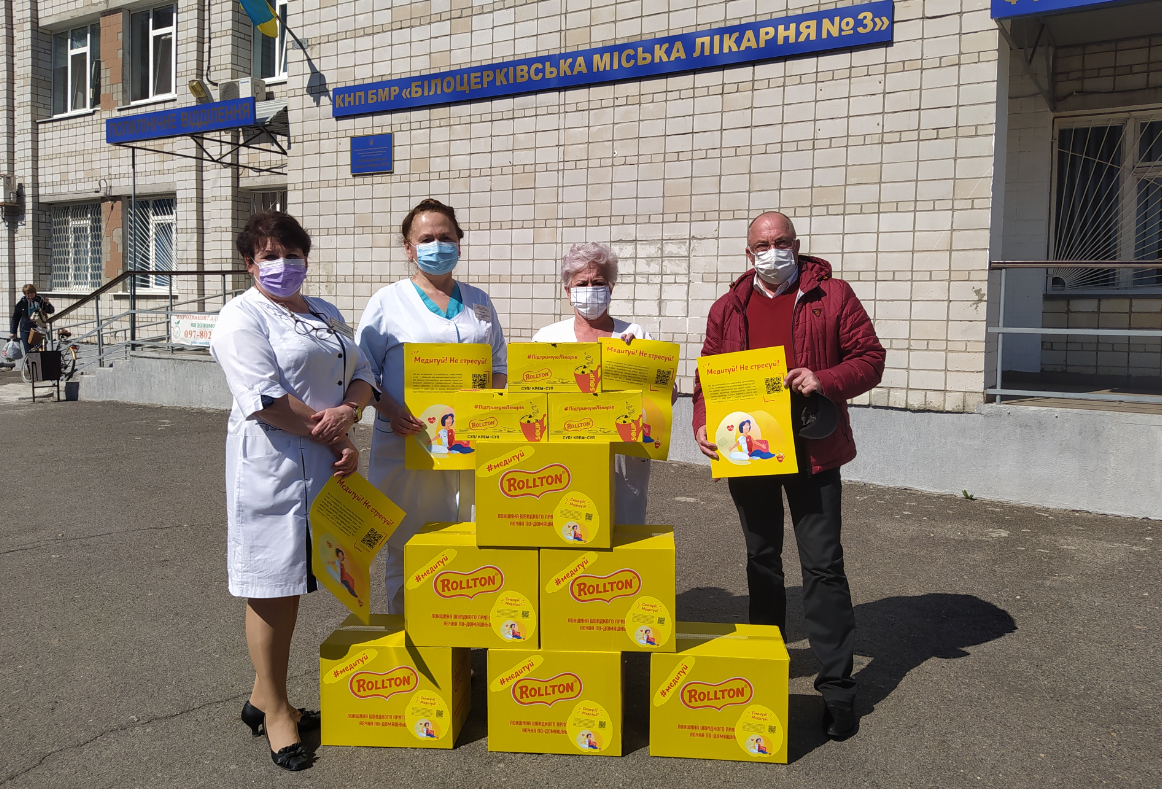 Духовне та фізичне підкріплення для українських лікарів від міжнародної компанії