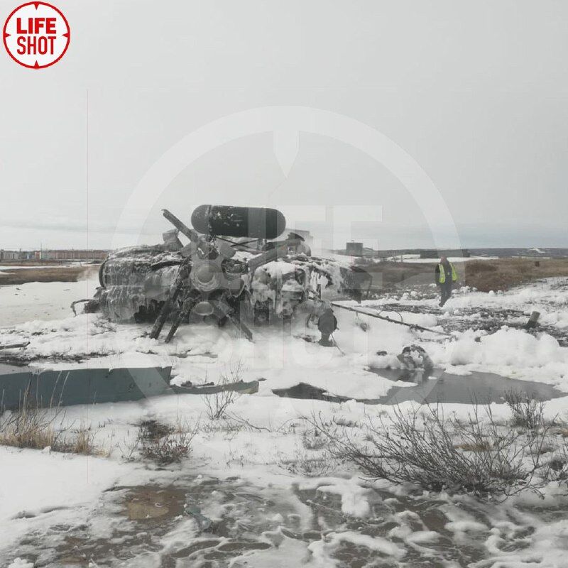 На Чукотке разбился военный вертолет Ми-8