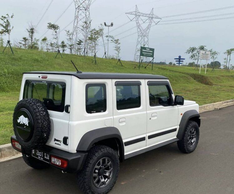 Suzuki Jimny 5-door