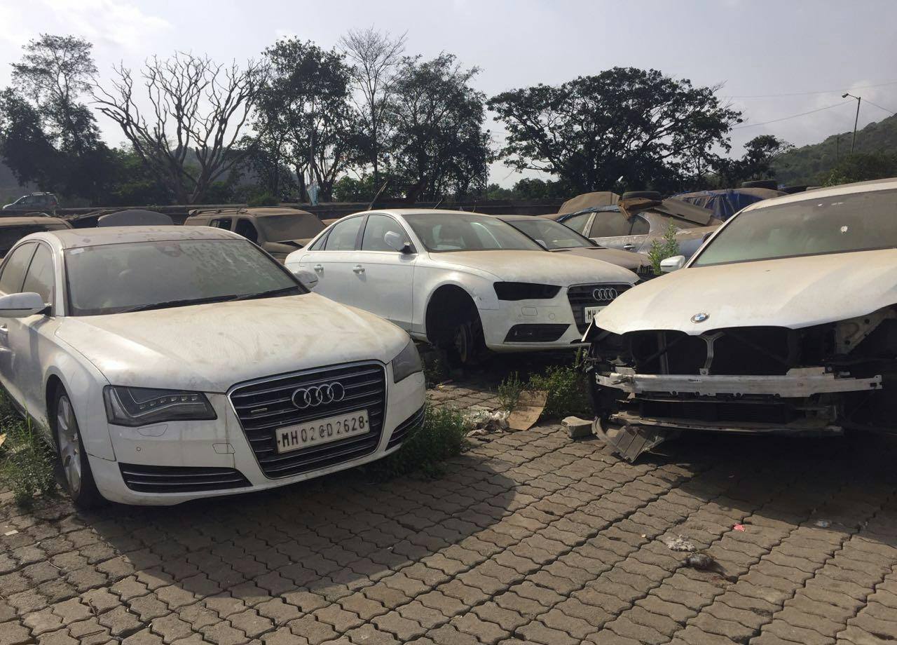 Брошенные Audi и BMW