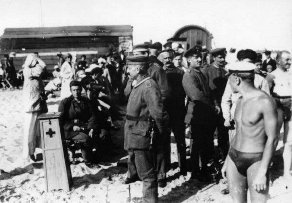 Перший громадський пляж у Києві