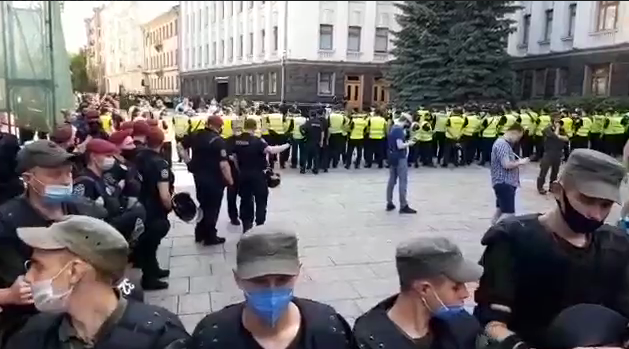 У центрі Києва відбулися протести