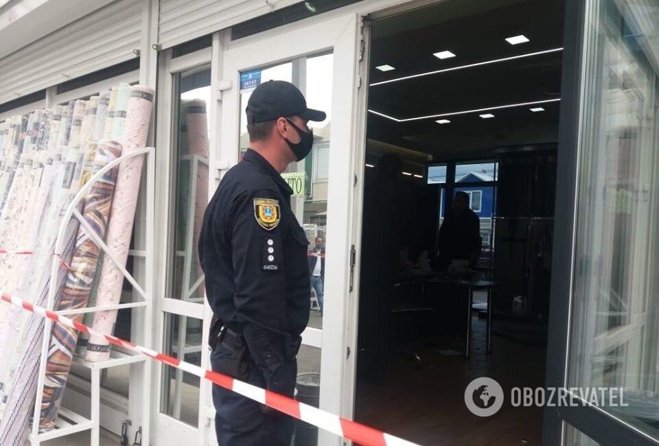 Невідомі в масках влаштували стрілянину на ринку "7 км" в Одесі