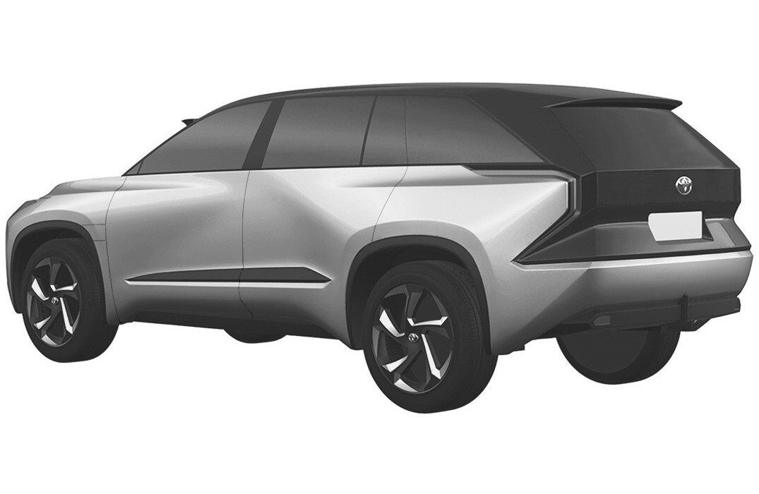 Среднеразмерный электрический кроссовер Toyota.
