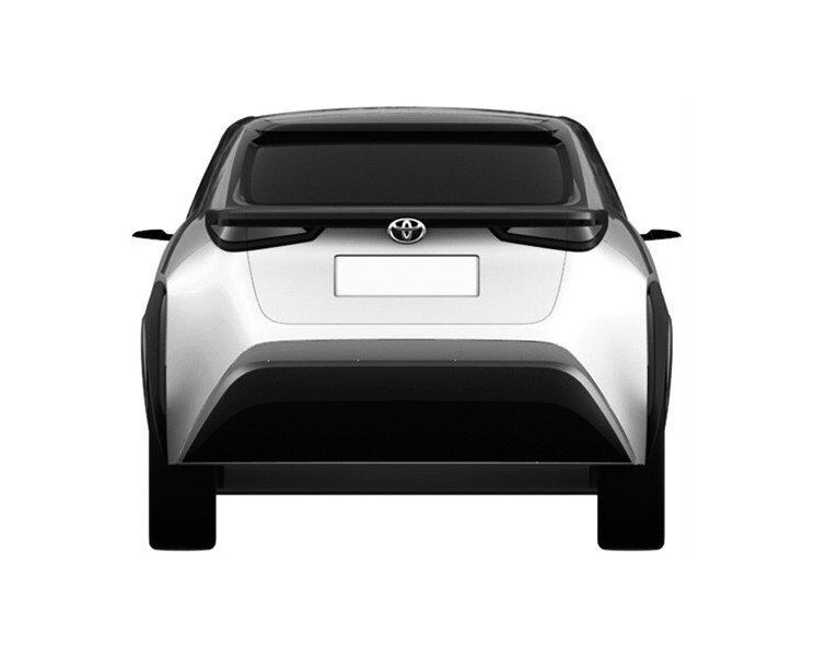 Компактный электрический кроссовер Toyota.