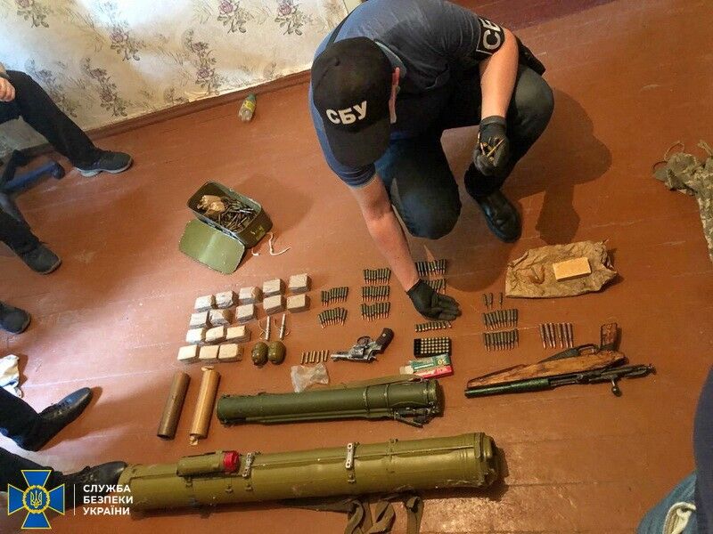 СБУ виявила арсенал зброї в Кривому Розі