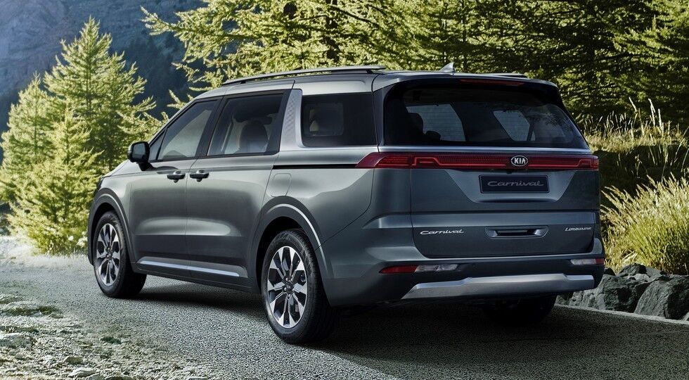 Новый KIa Carnival 2021.