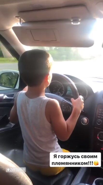 Ребенок управлял авто на скорости 100 км/ч