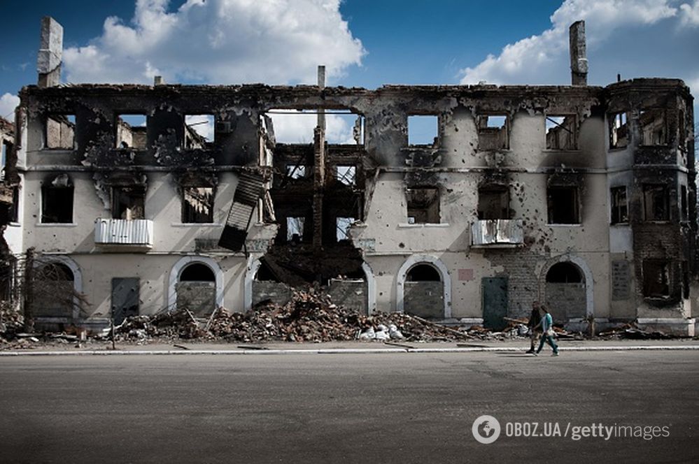 Разрушения в Дебальцево (апрель 2015 года)