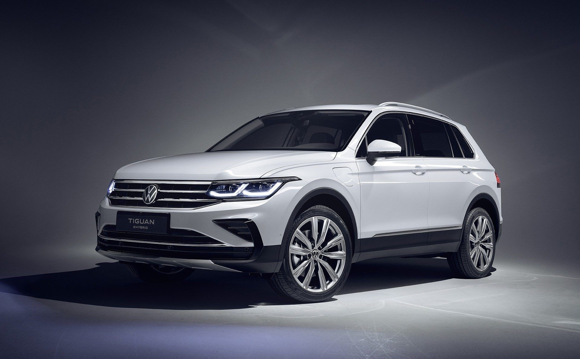 Volkswagen Tiguan 2021.