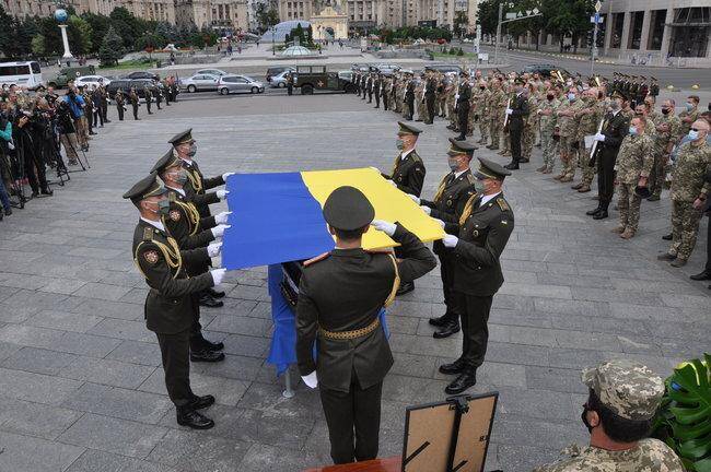 Прощання з Героєм в Києві