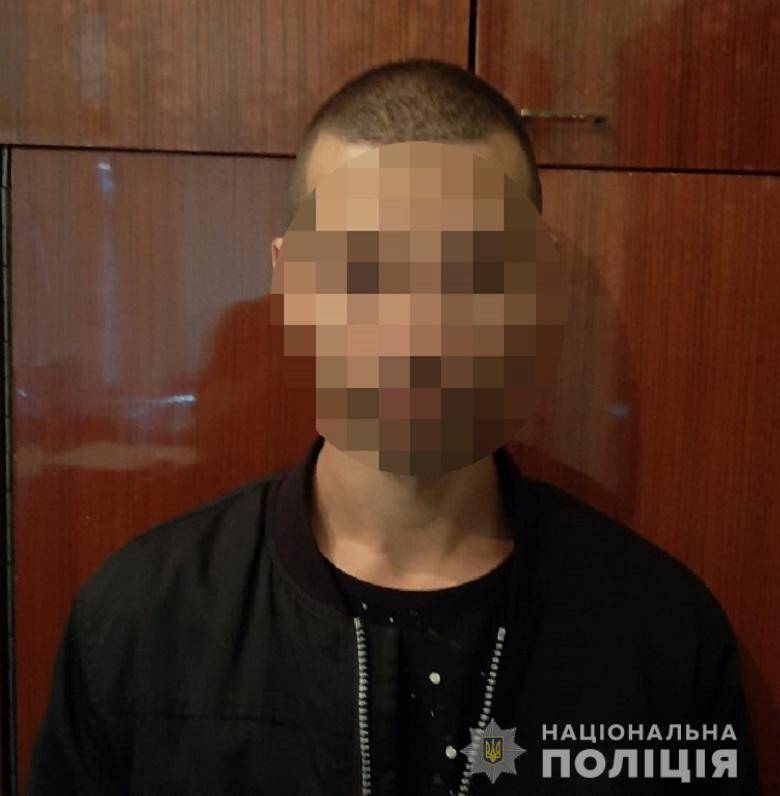 У Києві чоловік до смерті побив батька