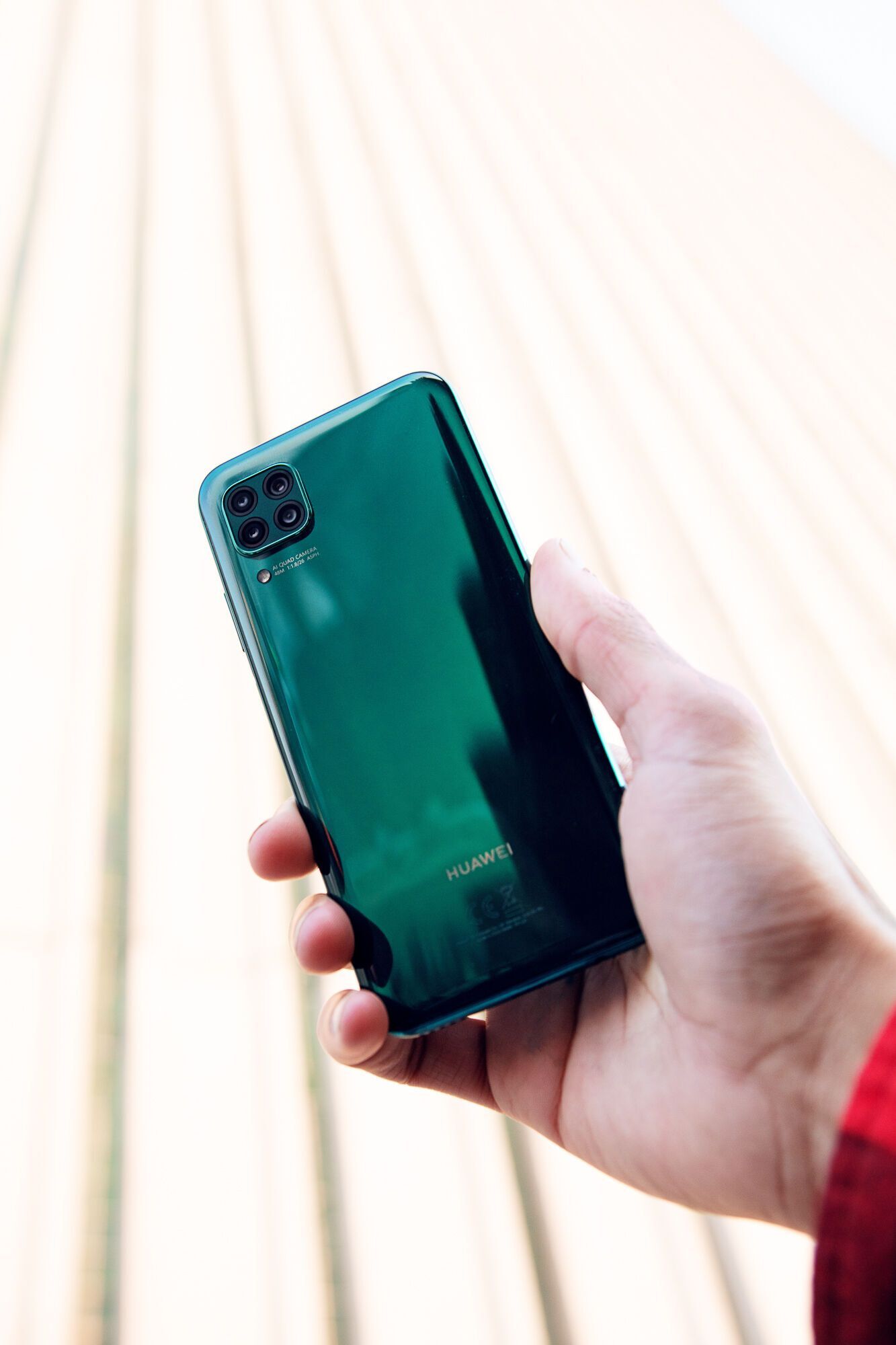 Huawei P40 lite: смартфон, созданный для фото и развлечений