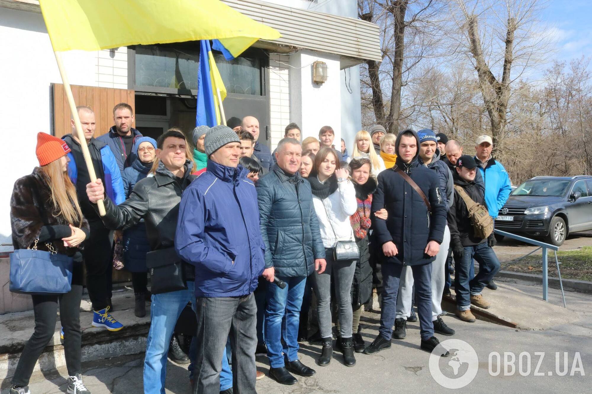 Мітинг під будівлею Дніпровського суду в Кам'янському