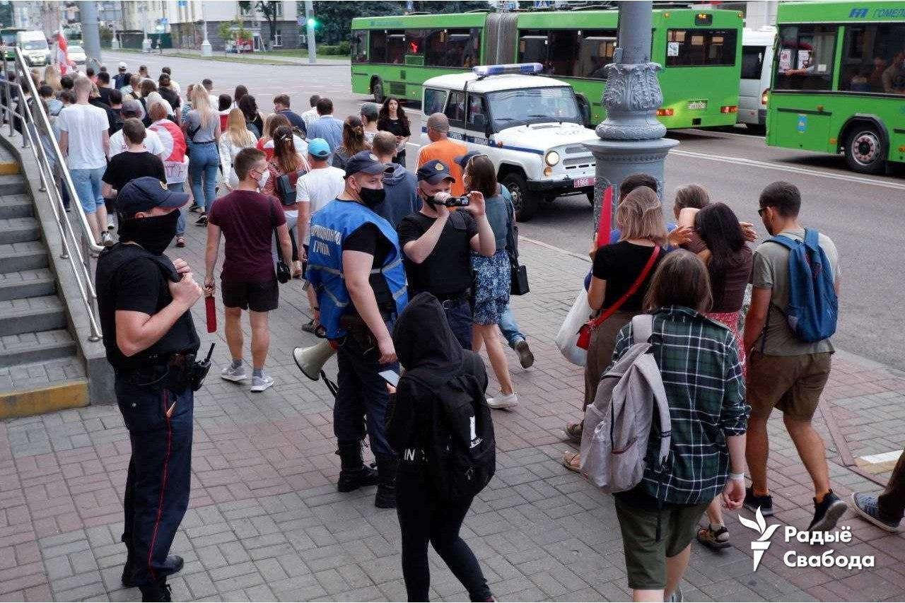 Правоохоронці намагалися перешкоджати проведенню акцій