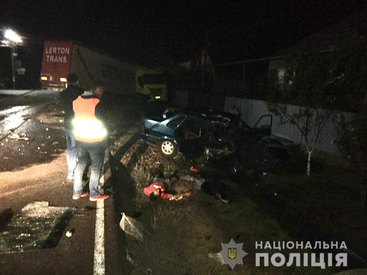 На Закарпатье водитель выехал на встречку и устроил пьяное ДТП