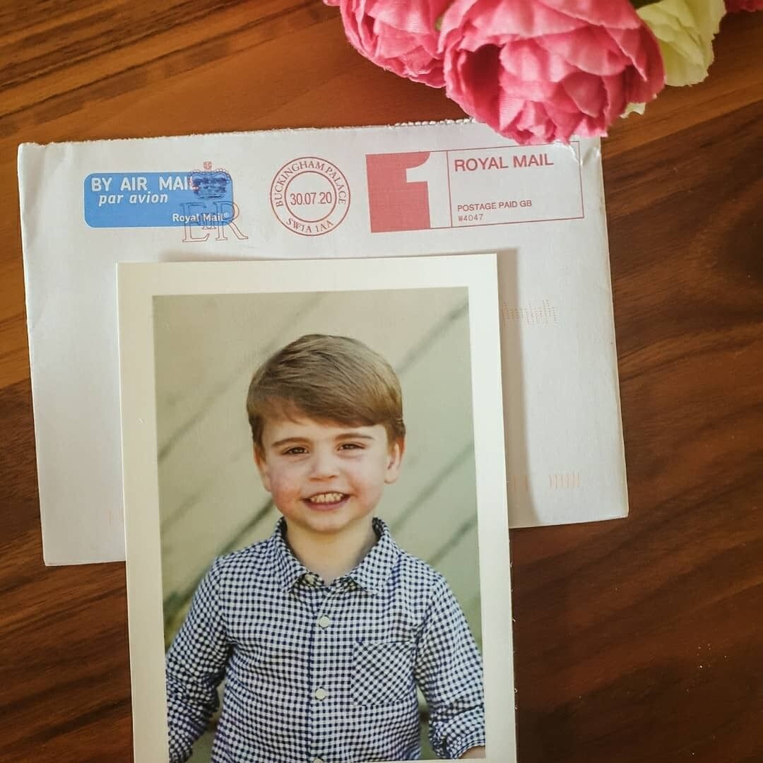 В сети опубликовали новое фото двухлетнего принца Луи