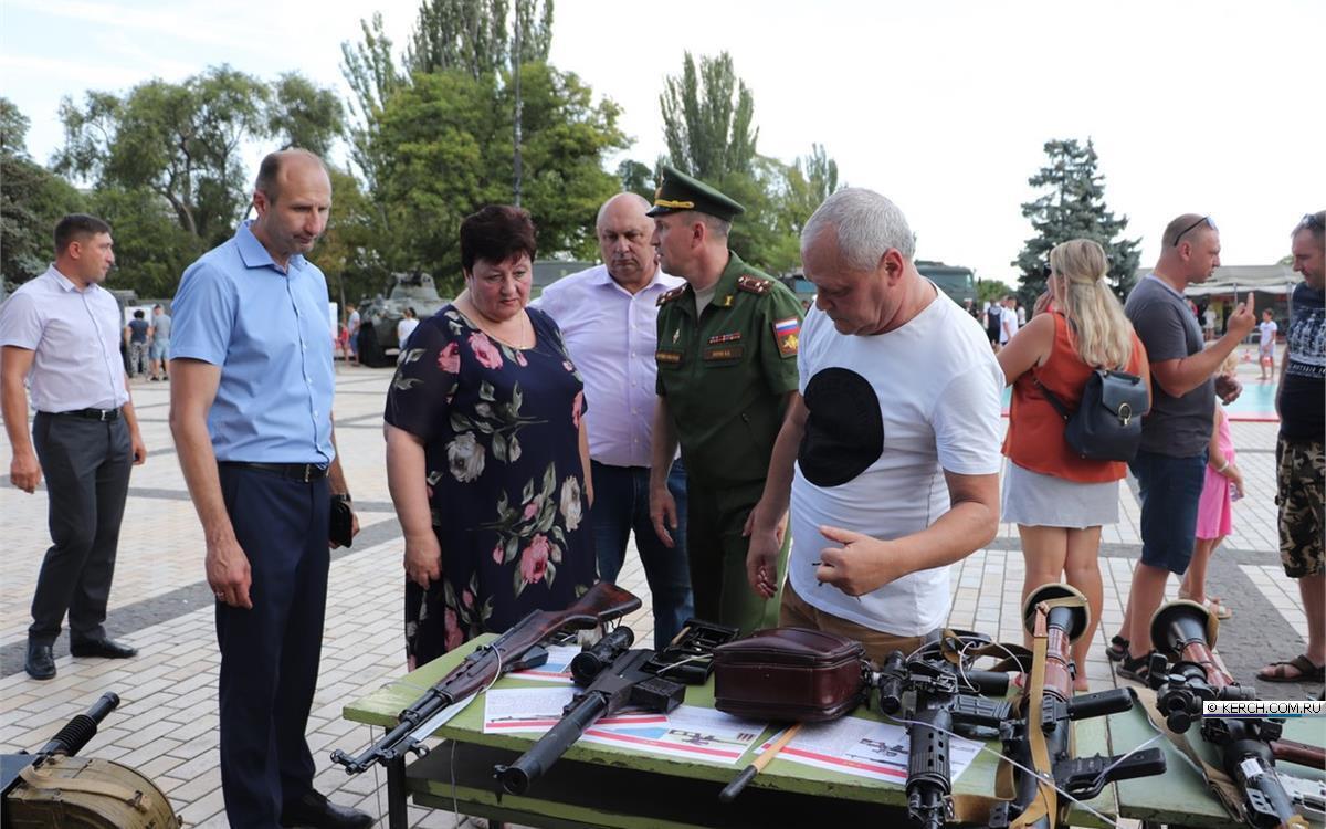 Новости Крымнаша.Тонут в выгребных ямах и гордятся Крымнашем
