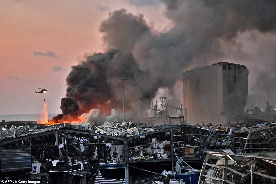 Пожежа після вибухів у Бейруті