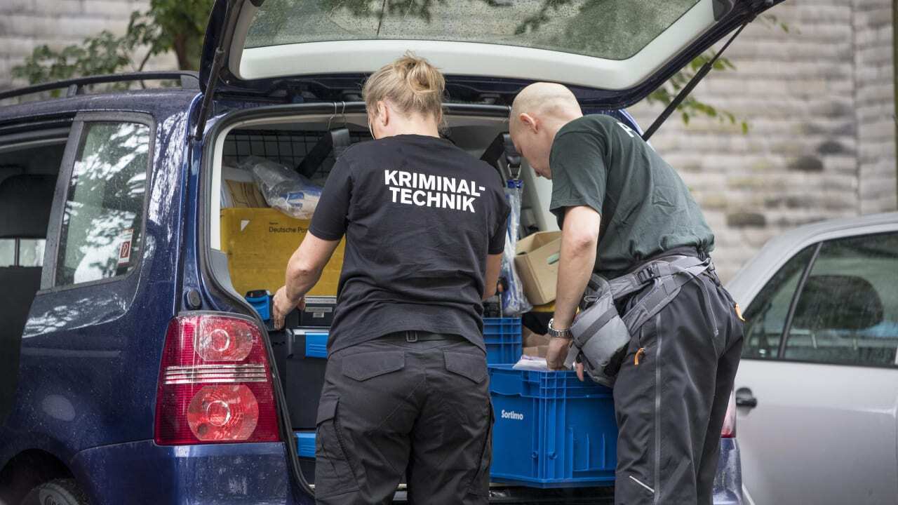 Поліцейські знайшли в квартирі тіла п'ятьох дітей.