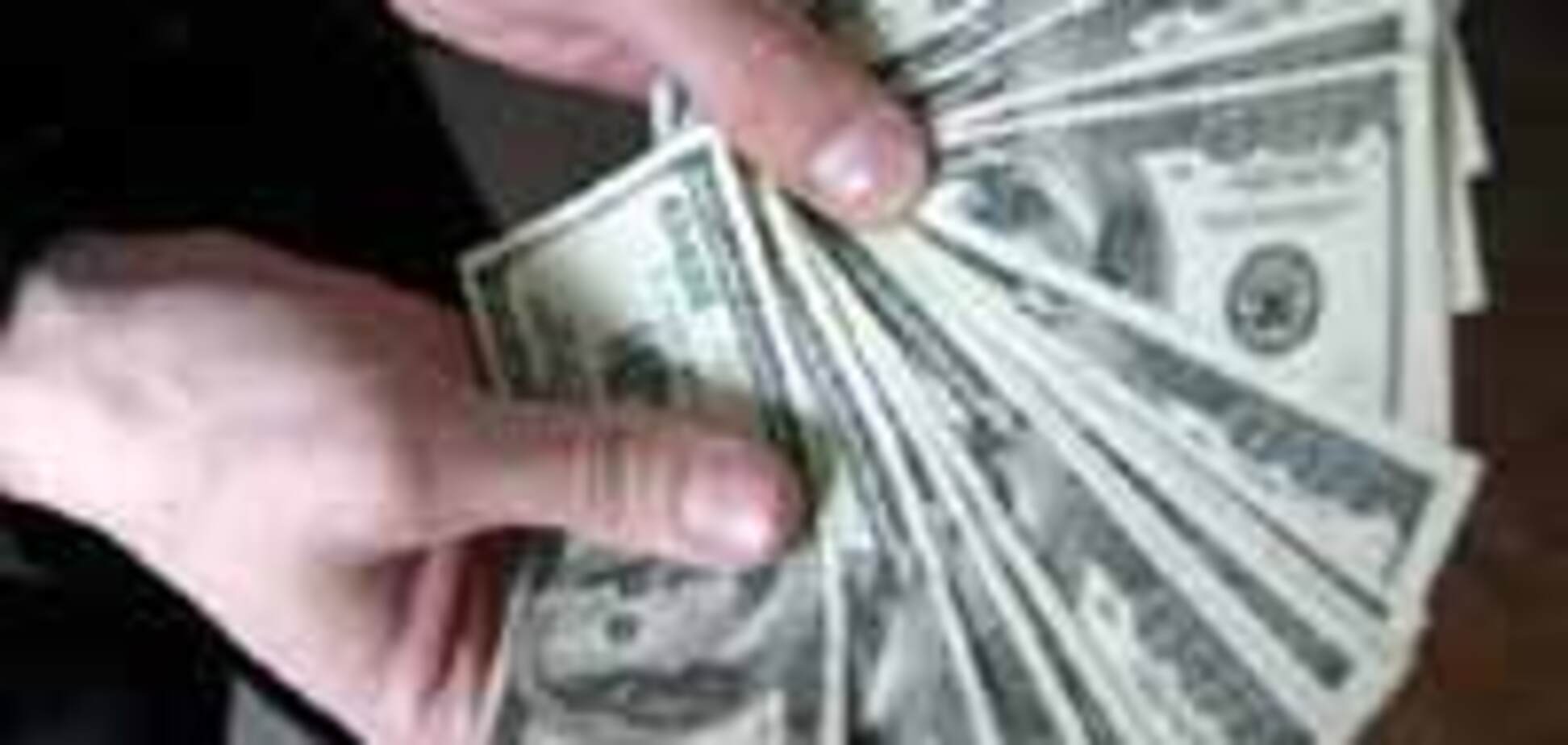 Перевір свої долари: може вони фальшиві