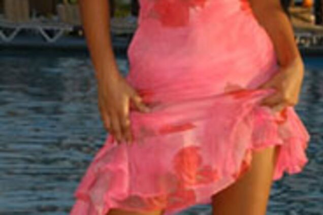 У Туреччині під час зйомок відеоролика Ані Лорак згоріла дорога апаратура