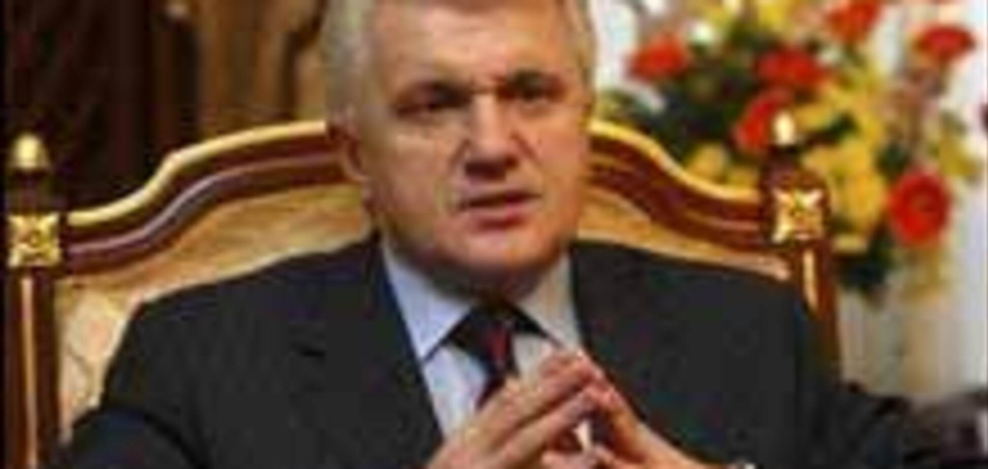 Володимир Литвин: 'Живіть за принципом 'Не судіть і несудимі будете'