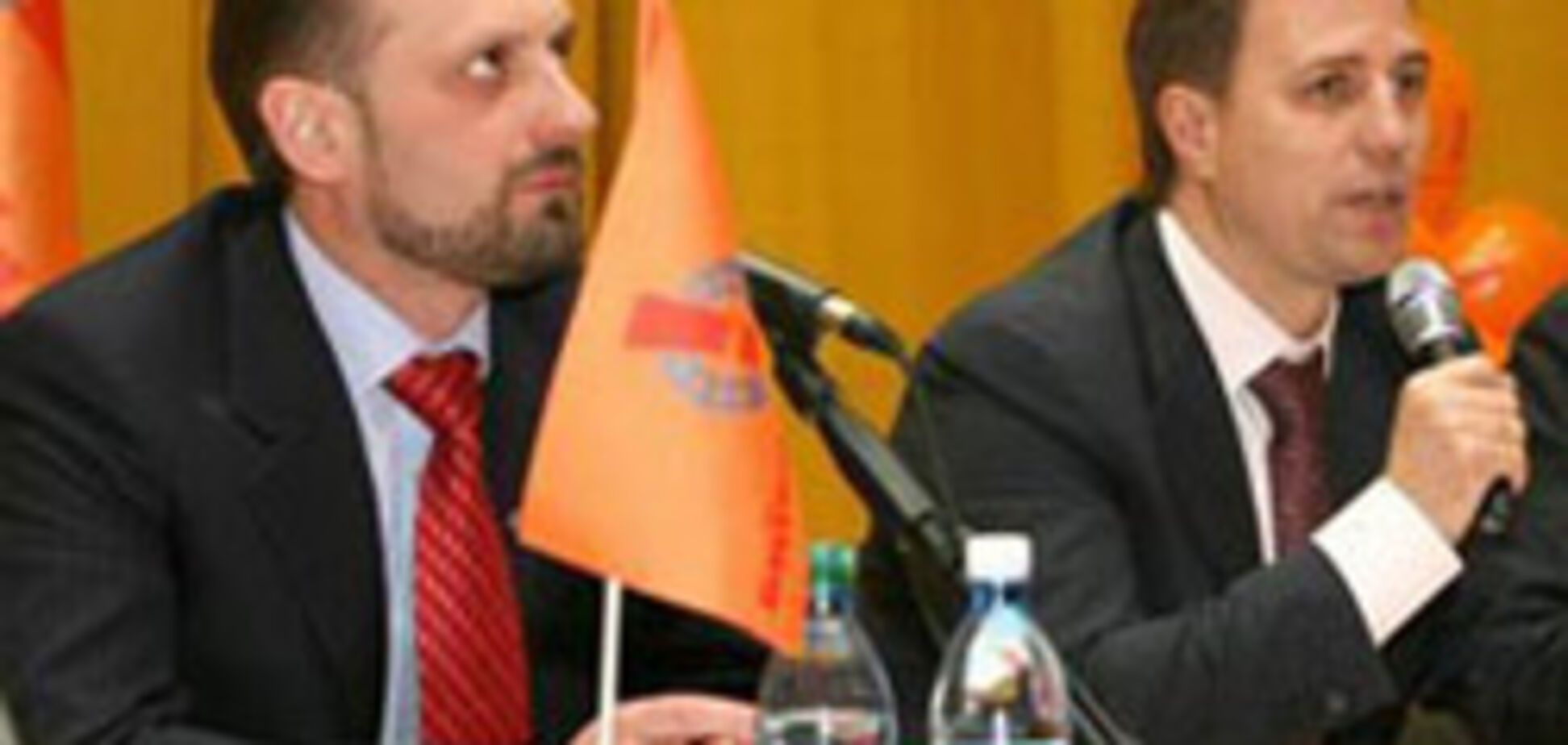 Катеринчук отправил в отставку лидеров 'Нашей Украины'