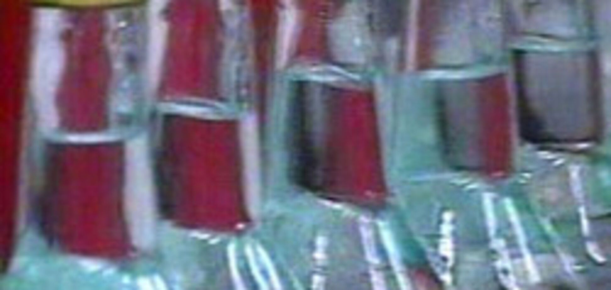 Путин борется с грузинским вином, а россияне мрут от водки