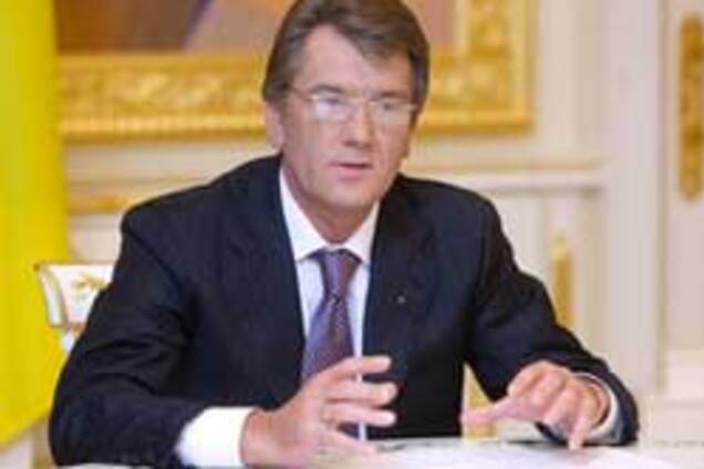 Ющенко перепишет Конституцию вместе с Тимошенко и Морозом