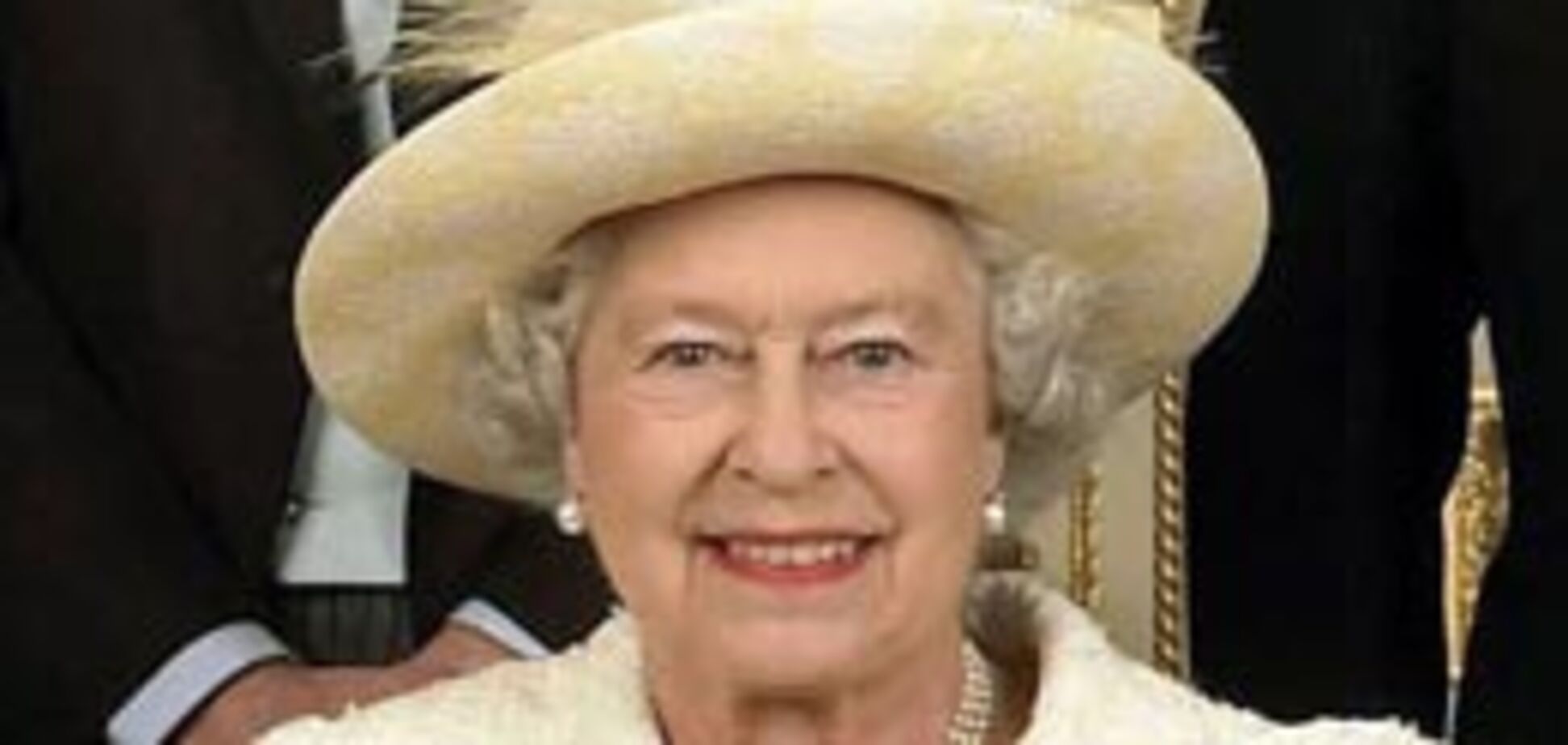 Королева Великобритании пойдет в кино на Бонда