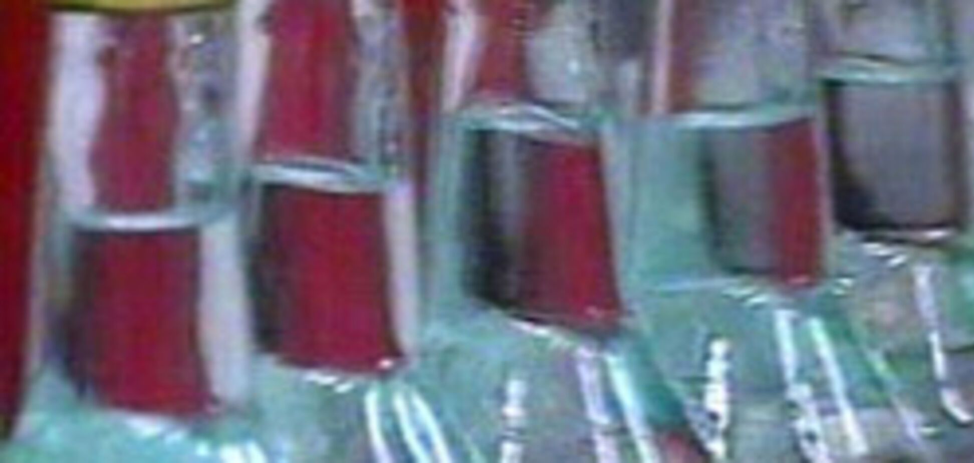 У Сальвадорі пройшов забіг алкоголіків і безхатченків