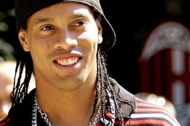 Подружка 'раскрутила' Роналдиньо на $650 тыс.