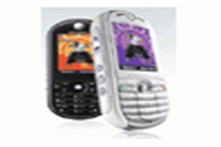 Motorola начинает продажи ROKR E2