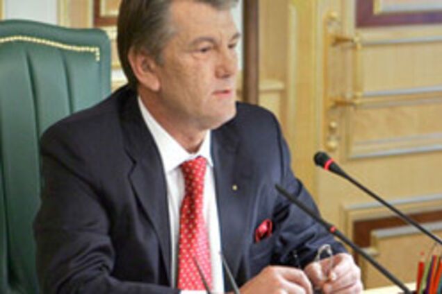 Ющенко вирішив не забороняти продавати землю