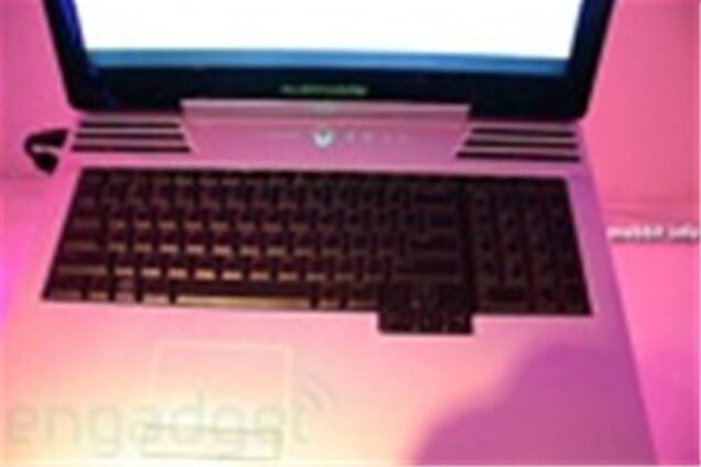 Area-51 m15x и m17x   -  самые мощные ноутбуки от Alienware 