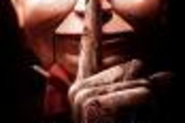 Сестры 10 лет навещают хранящуюся в холодильнике мать. ФОТО