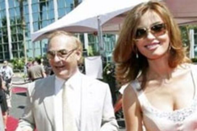 'Міс Україна' народить від 70-річного!