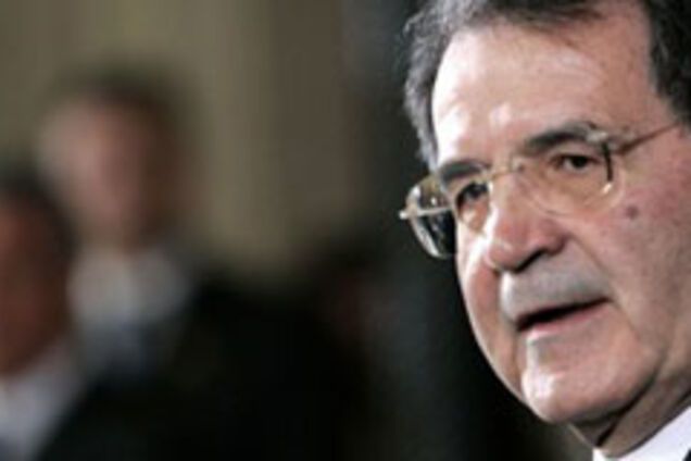 На итальянского премьера покушались