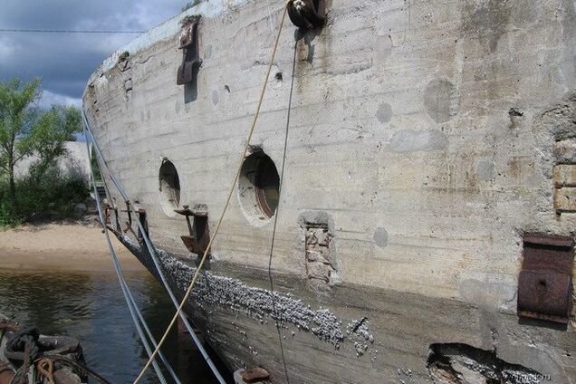 Підводний човен з ... бетону. Чи можливо таке? Так!